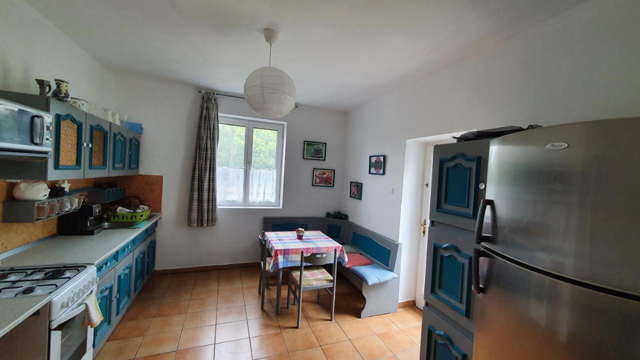Aron Apartman Bytom Extérieur photo