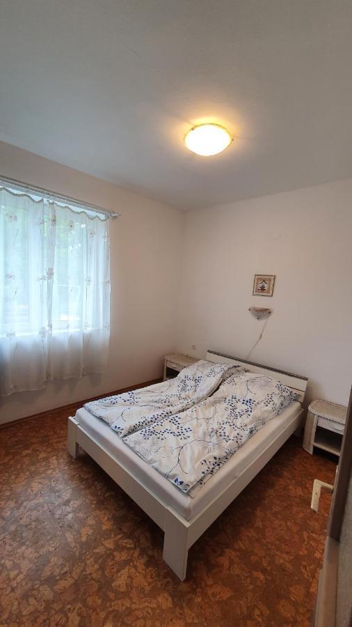 Aron Apartman Bytom Extérieur photo